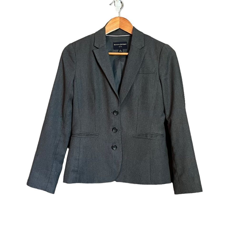 Banana republic petite grey blazer. Size 4P